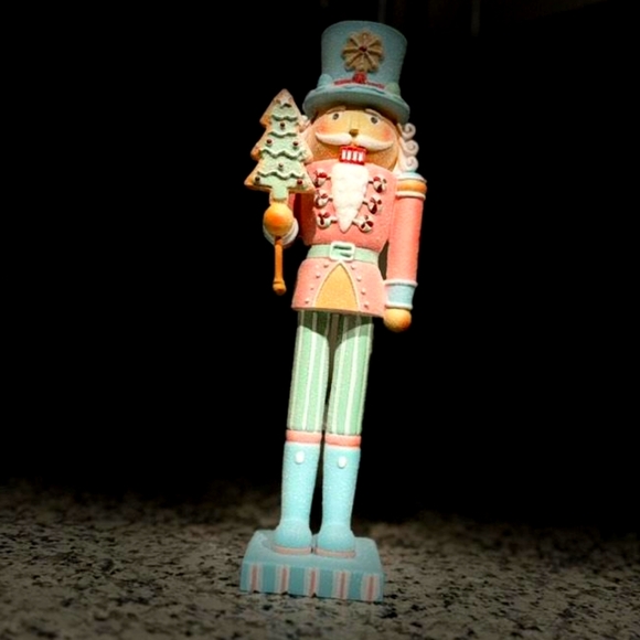 Pink Pastel Christmas Nutcracker W Gingerbread Tree/ Cupcakes Cashmere - Picture 1 of 6